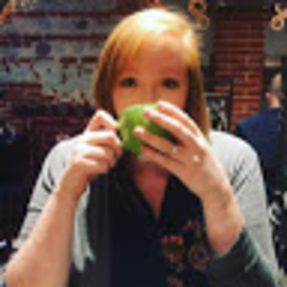 Meet your Posher, Mallory - Picture 1 of 1